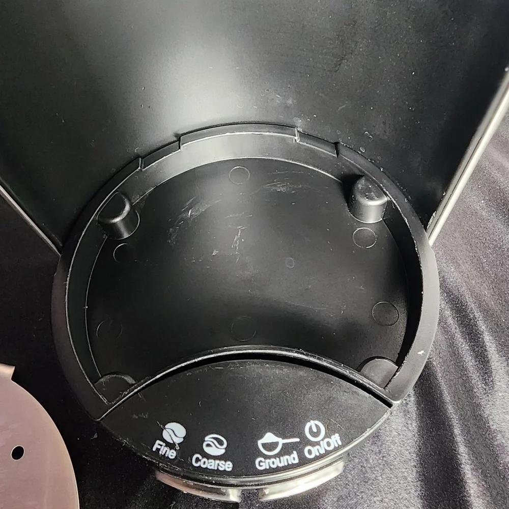 EUC Airmsen Single Serve Grind and Brew Coffee Maker
